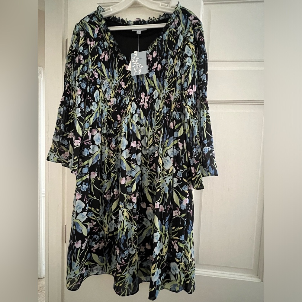 Floral dress with long sleeves in chiffon